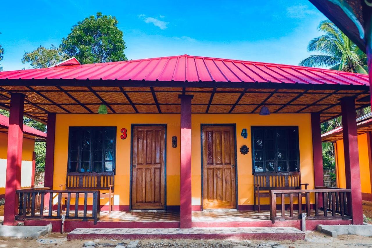 Mecaja Beach House Roxas  Exterior photo
