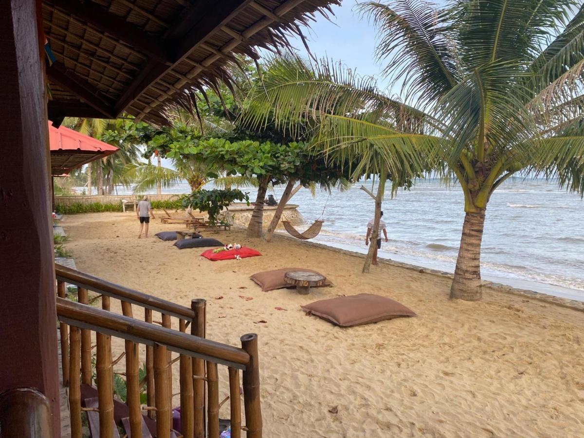 Mecaja Beach House Roxas  Exterior photo